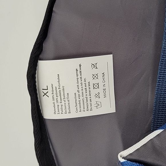 Patriotic Dog Life Jacket with Shark Fin New - Picture 9 of 14